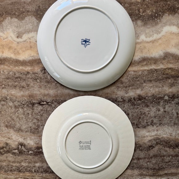 Set Of 2 Blue & White Plates. J&G Meakin Blue Onion UK. Blue Brocade Elite Japan - Picture 4 of 6